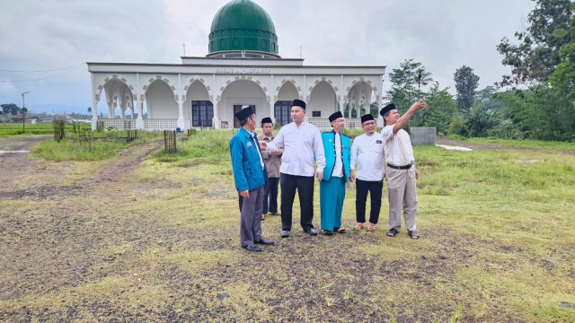 Kunjungan Dari Ketua LPPQ Indonesia  KH. Mahbub Soleh Zarkasyi.